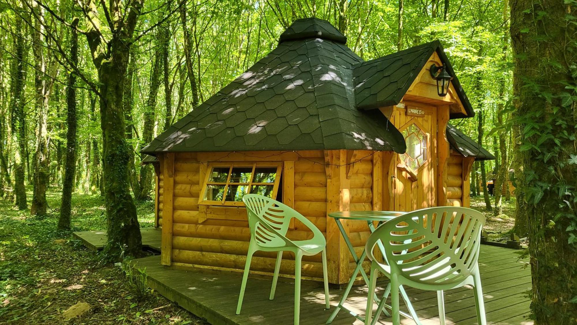 Chalet Le Domaine Insolite De Broceliande Paimpont