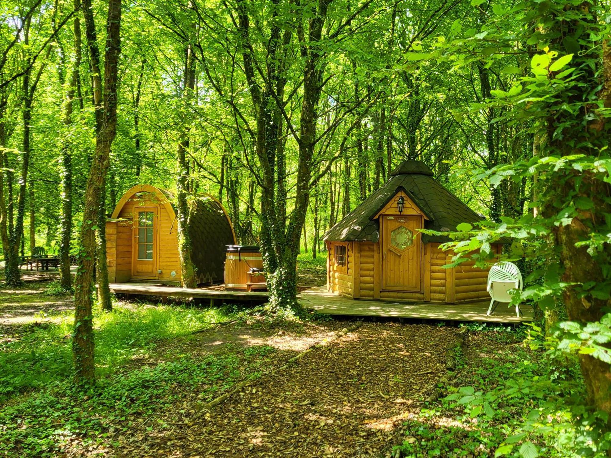 Le Domaine Insolite De Broceliande Chalet *
