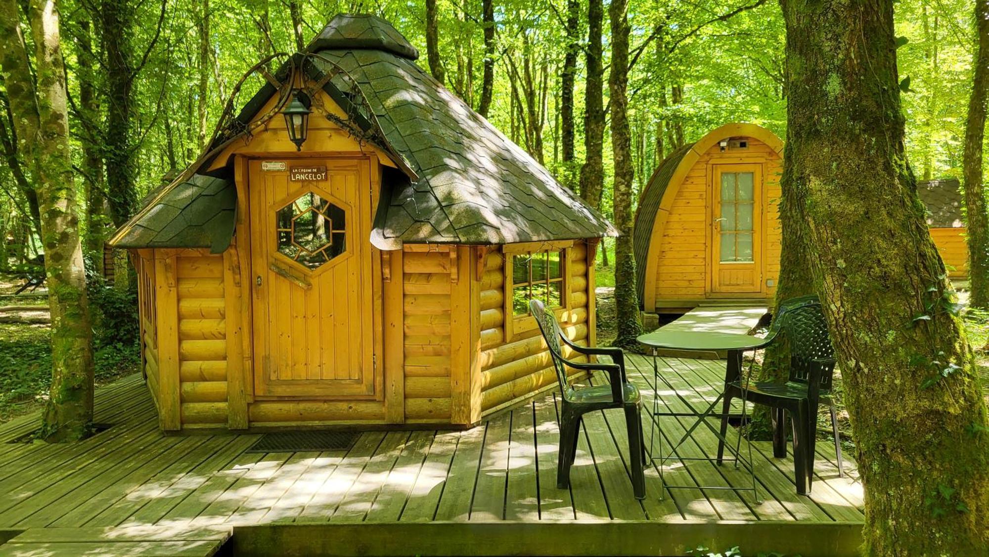 Chalet Le Domaine Insolite De Broceliande *