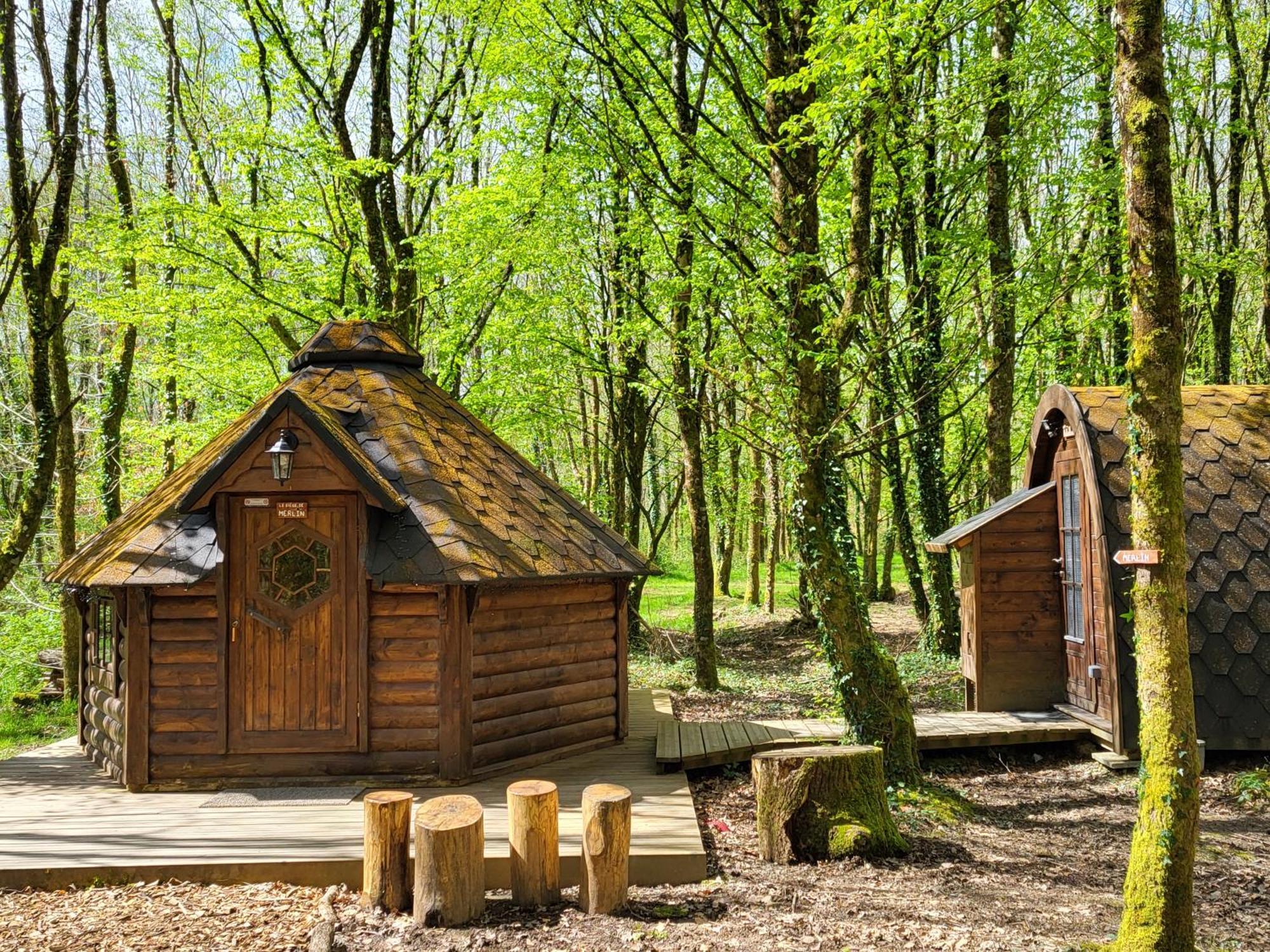 Le Domaine Insolite De Broceliande Chalet