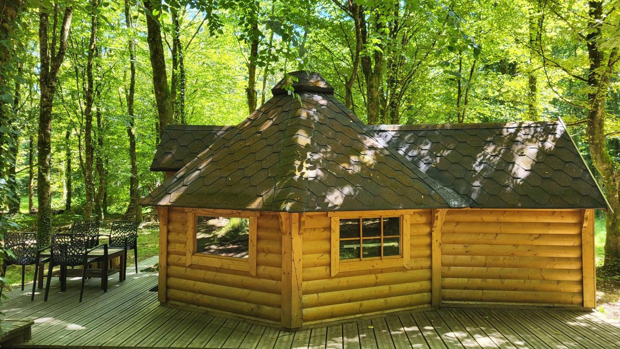 Le Domaine Insolite De Broceliande Chalet
