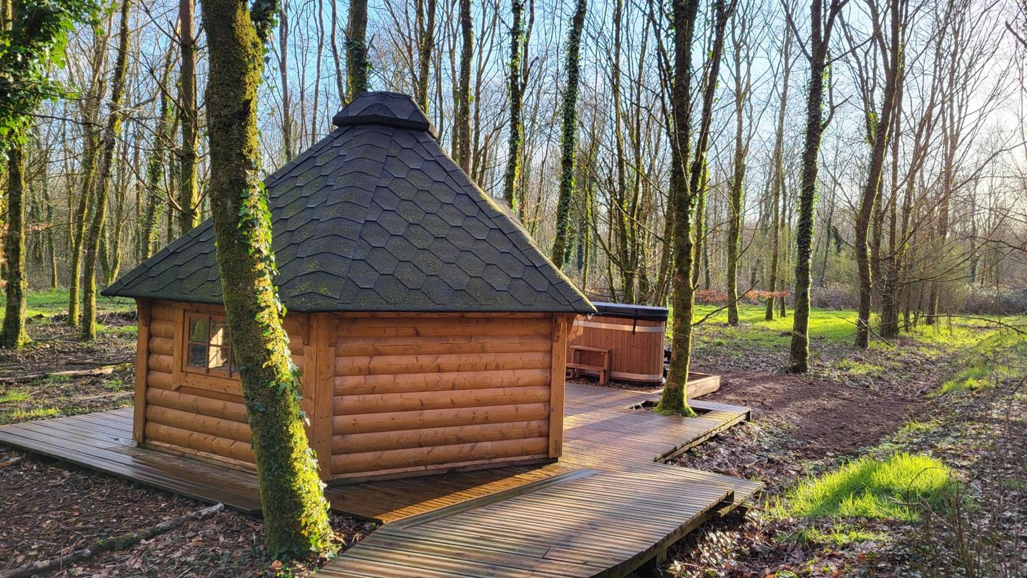 Le Domaine Insolite De Broceliande Chalet Paimpont