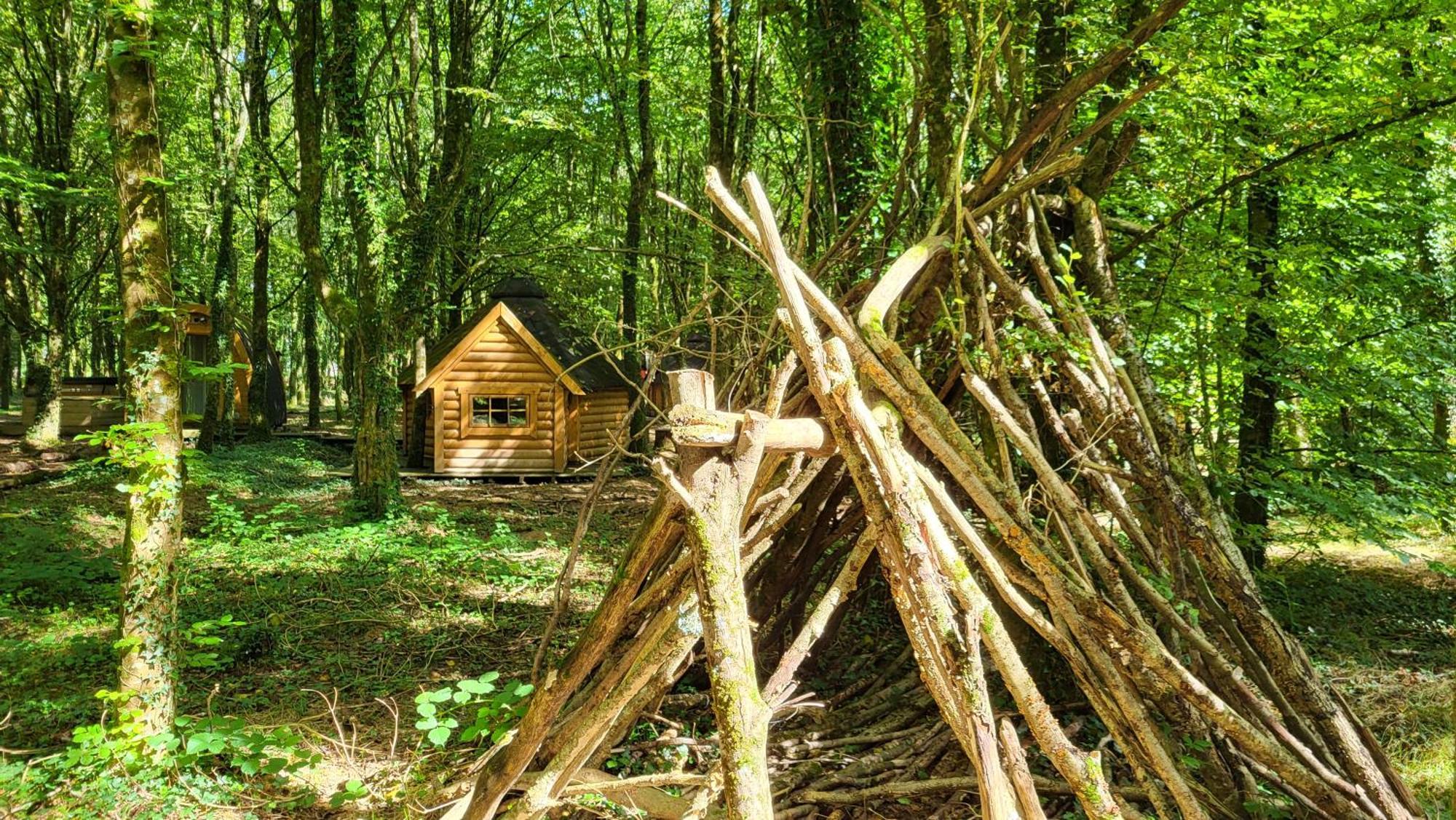 Le Domaine Insolite De Broceliande *